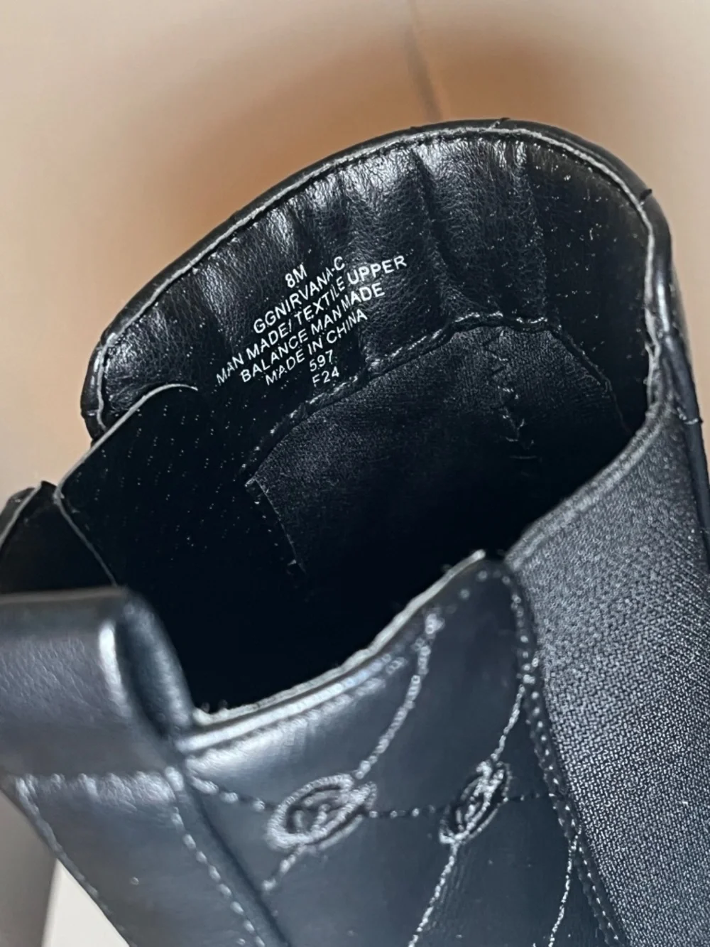 New GBG Los Angeles Women’s Black Platform Boots Size 8